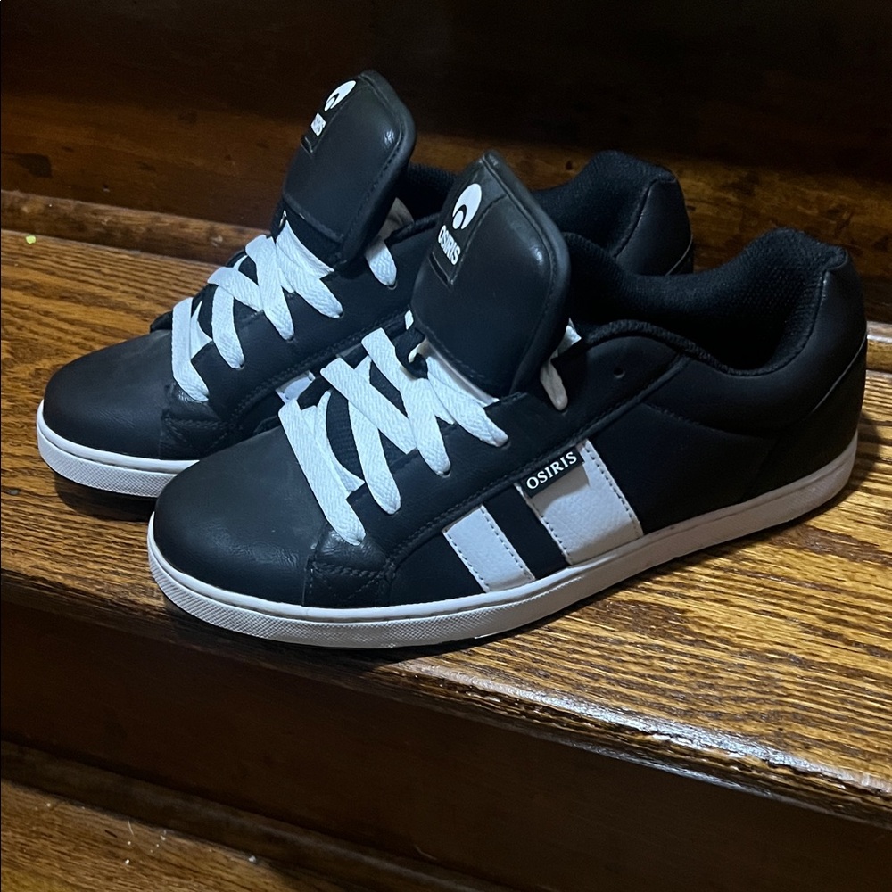 Osiris Black and White Low-Top Skate Shoes